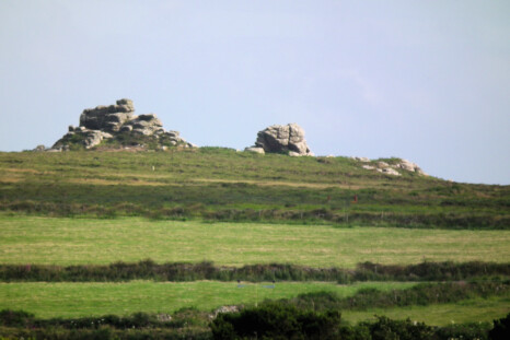 Carn Kenidjack from Carn Eanes