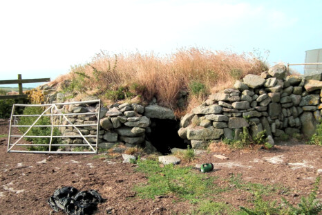 The fogou at Pendeen Vau - it's in a farmyard.