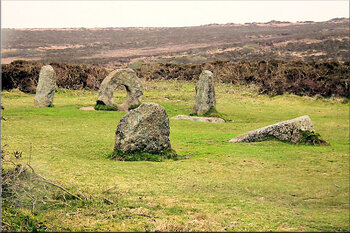 Men an Tol
