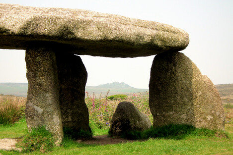 Lanyon Quoit and Carn Galva